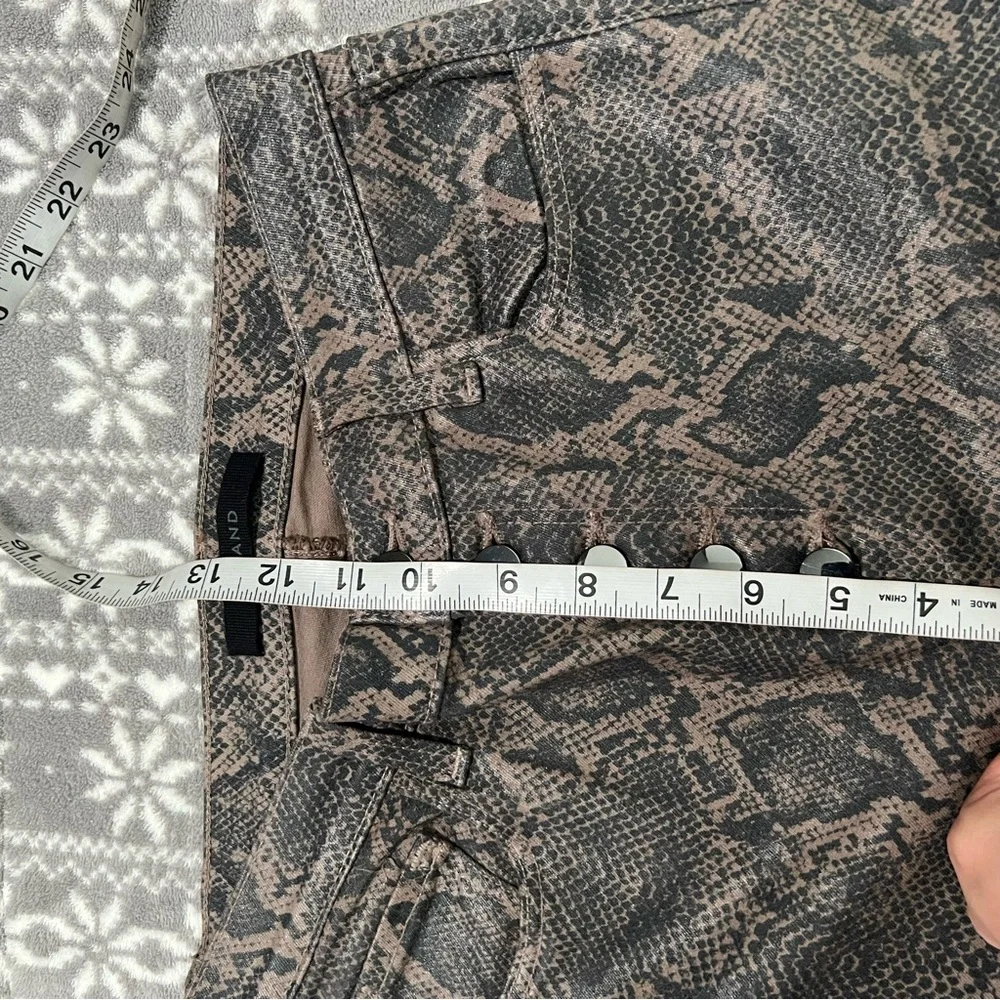 J Brand Lillie High Rise Skinny Coated Snakeskin Jean Size 27 Dressy Casual